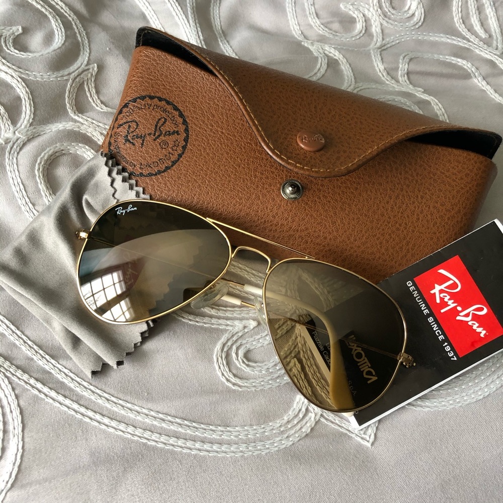 Gold Aviator Ray-Ban